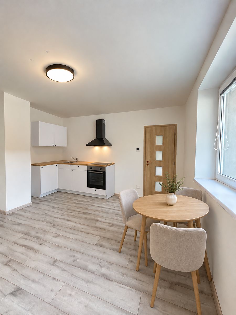 Pronájem bytu 3+kk 77 m²