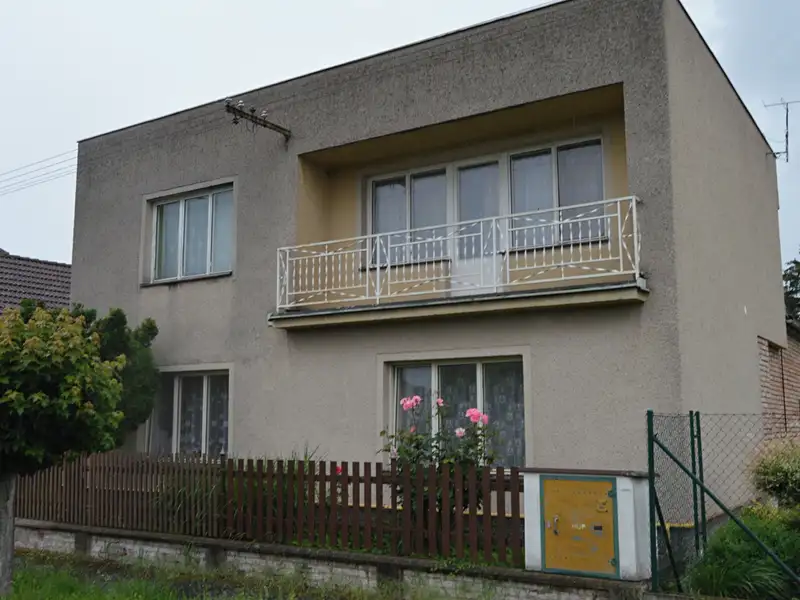 Dražba rodinného domu 513 m², pozemek 1280 m², Vrdy – náhled fotky 1