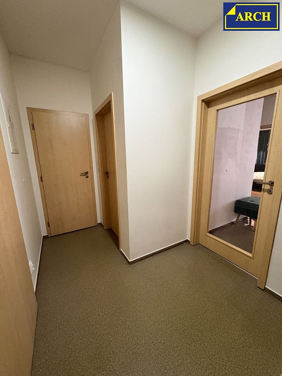 Pronájem bytu 2+kk 72 m² – fotografie 5