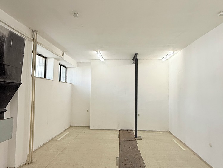 Комерційне приміщення в оренду, 30 м² (4 з 6)