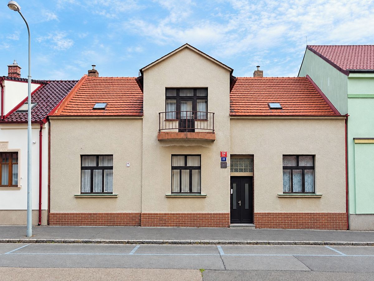 Prodej rodinného domu 260 m², pozemek 404 m²