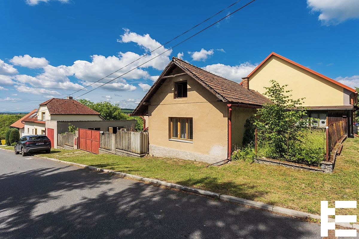 Prodej rodinného domu 86 m², pozemek 329 m²