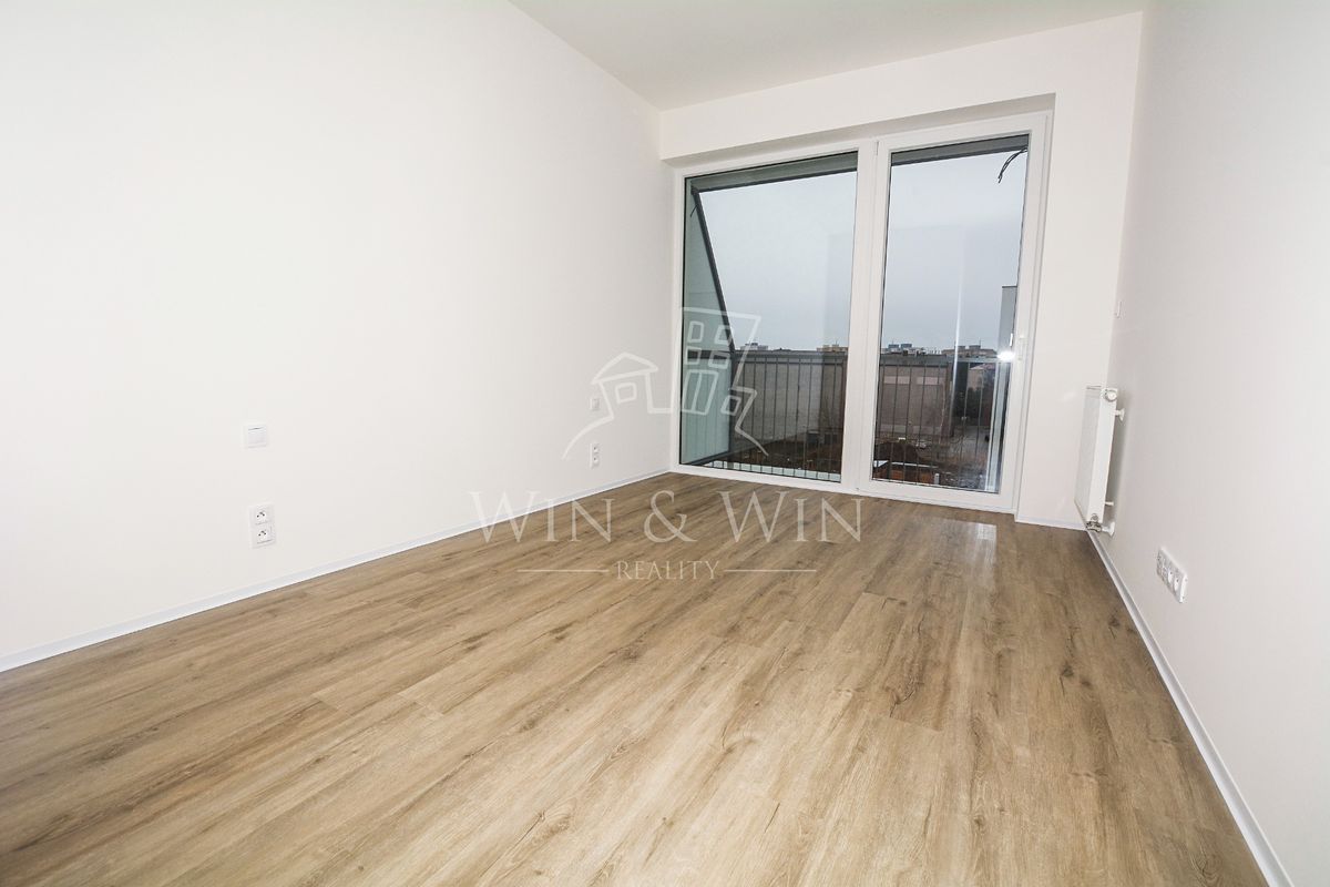 Pronájem bytu 2+kk 60 m² – fotografie 5