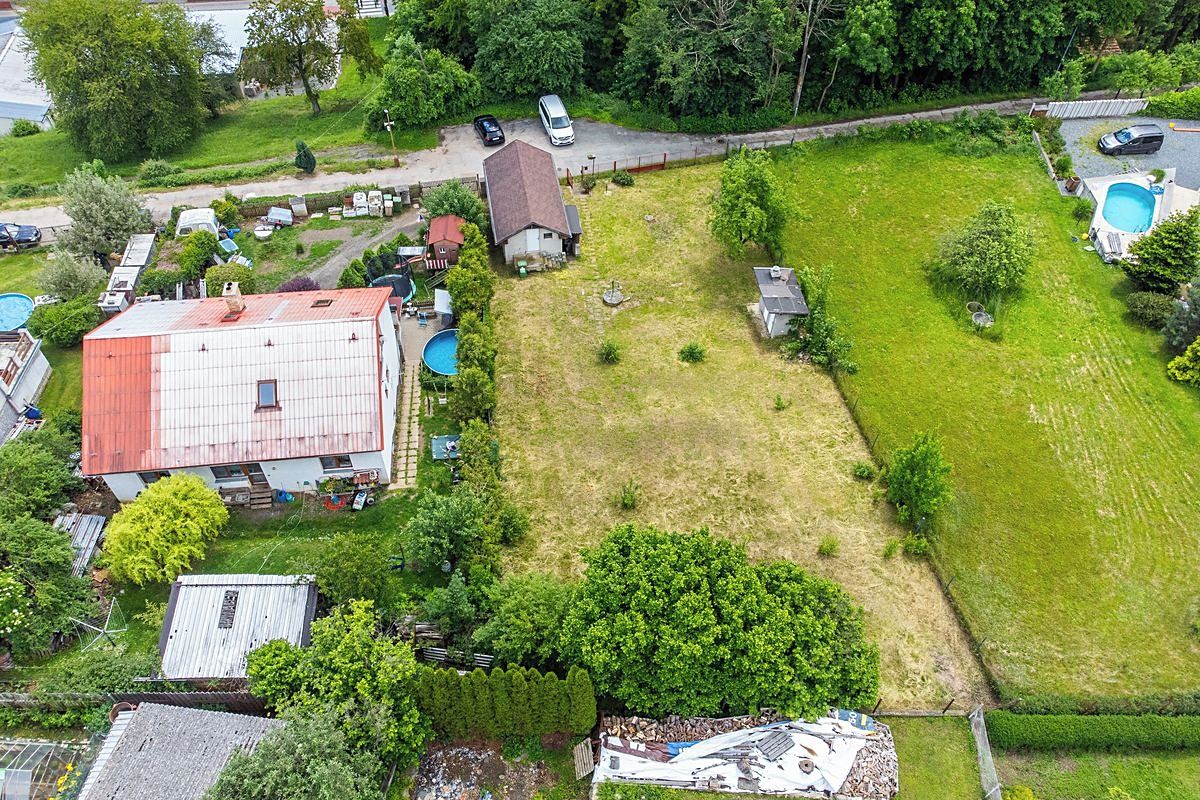 Prodej stavebního pozemku 889 m² – fotografie 4