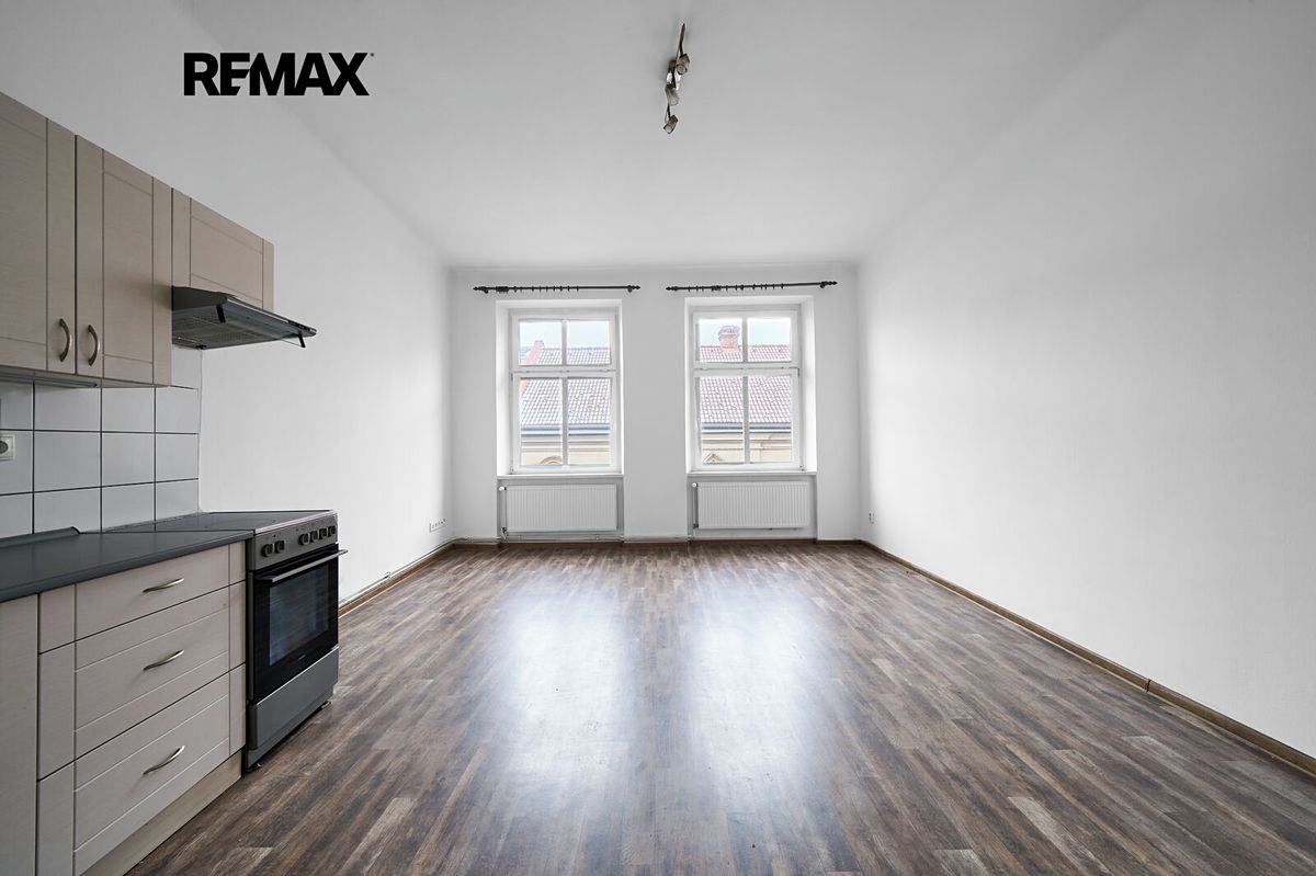 Pronájem bytu 2+kk 52 m² – fotografie 3