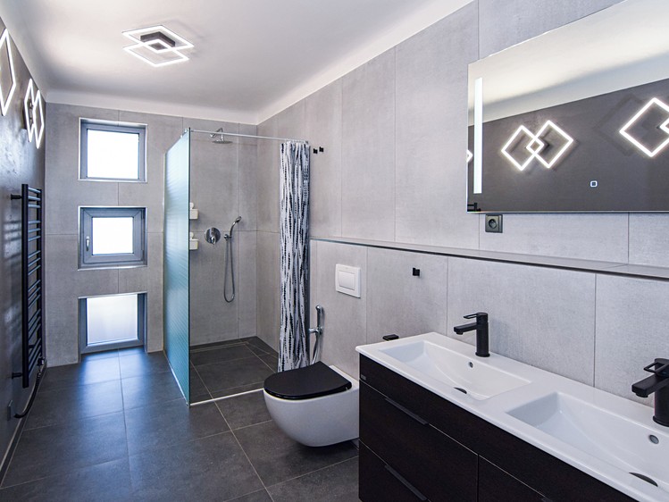 Prodej komerčního prostoru, 249 m² (42 z 61)