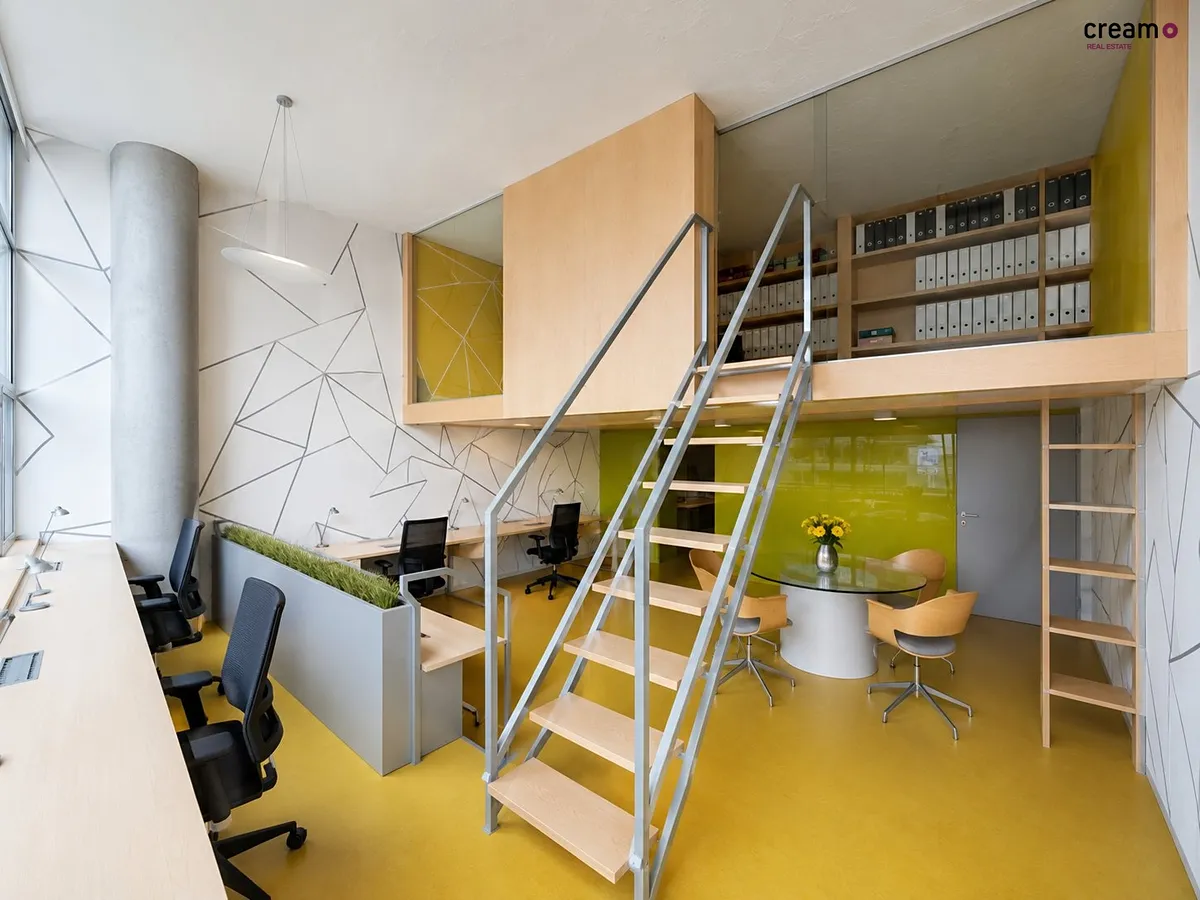 Pronájem kanceláře 74 m²