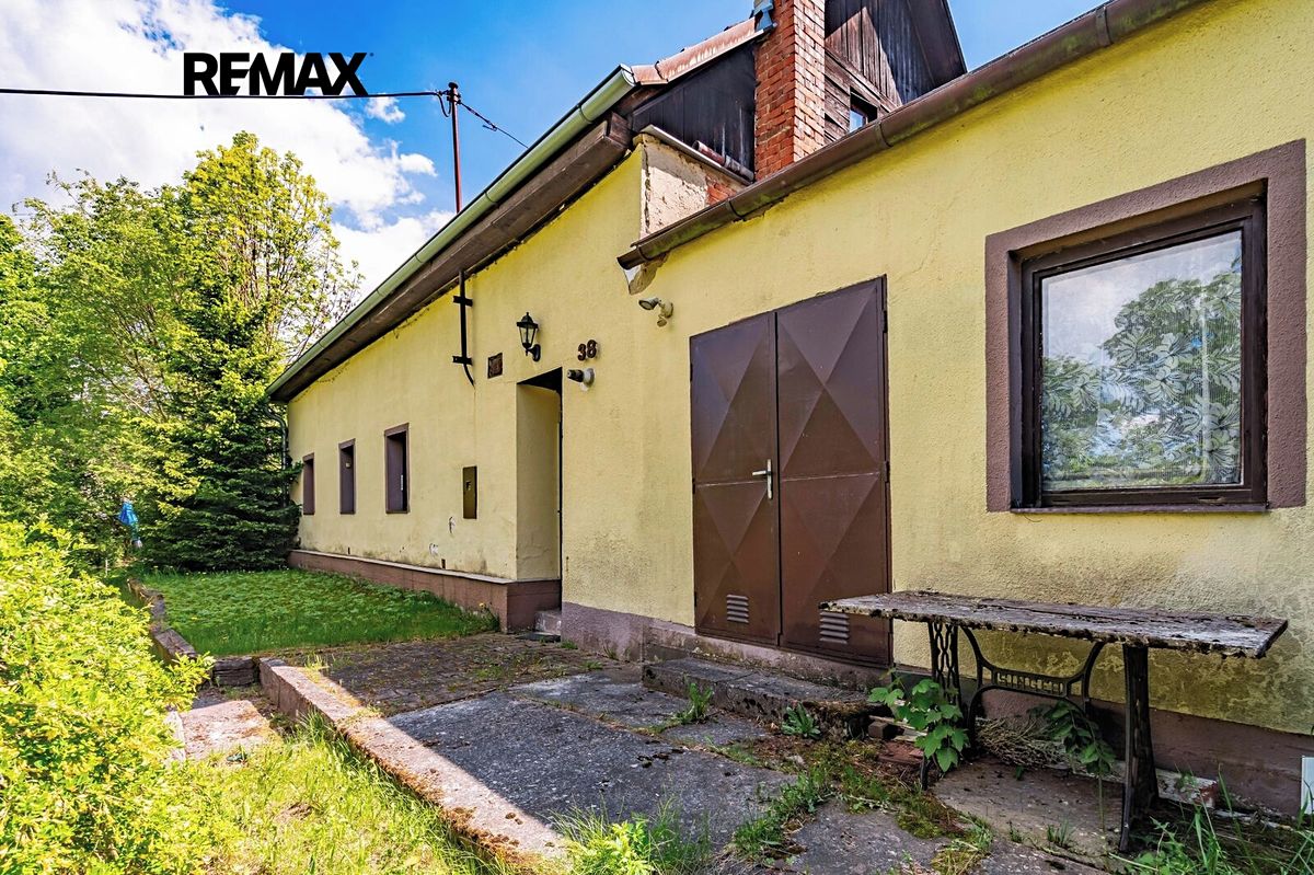 Prodej rodinného domu 120 m², pozemek 866 m² – fotografie 4
