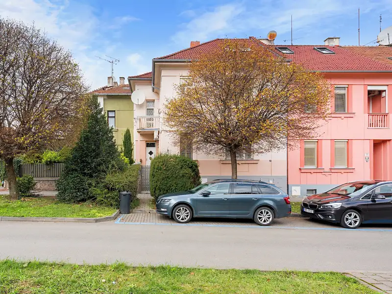 Prodej rodinného domu 250 m², pozemek 167 m², Brno – náhled fotky 3