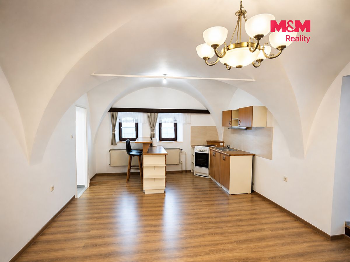 Pronájem bytu 2+kk 70 m² – fotografie 2