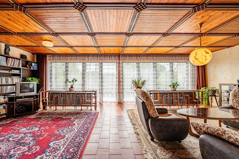 Prodej vily 360 m², pozemek 599 m² – fotografie 3
