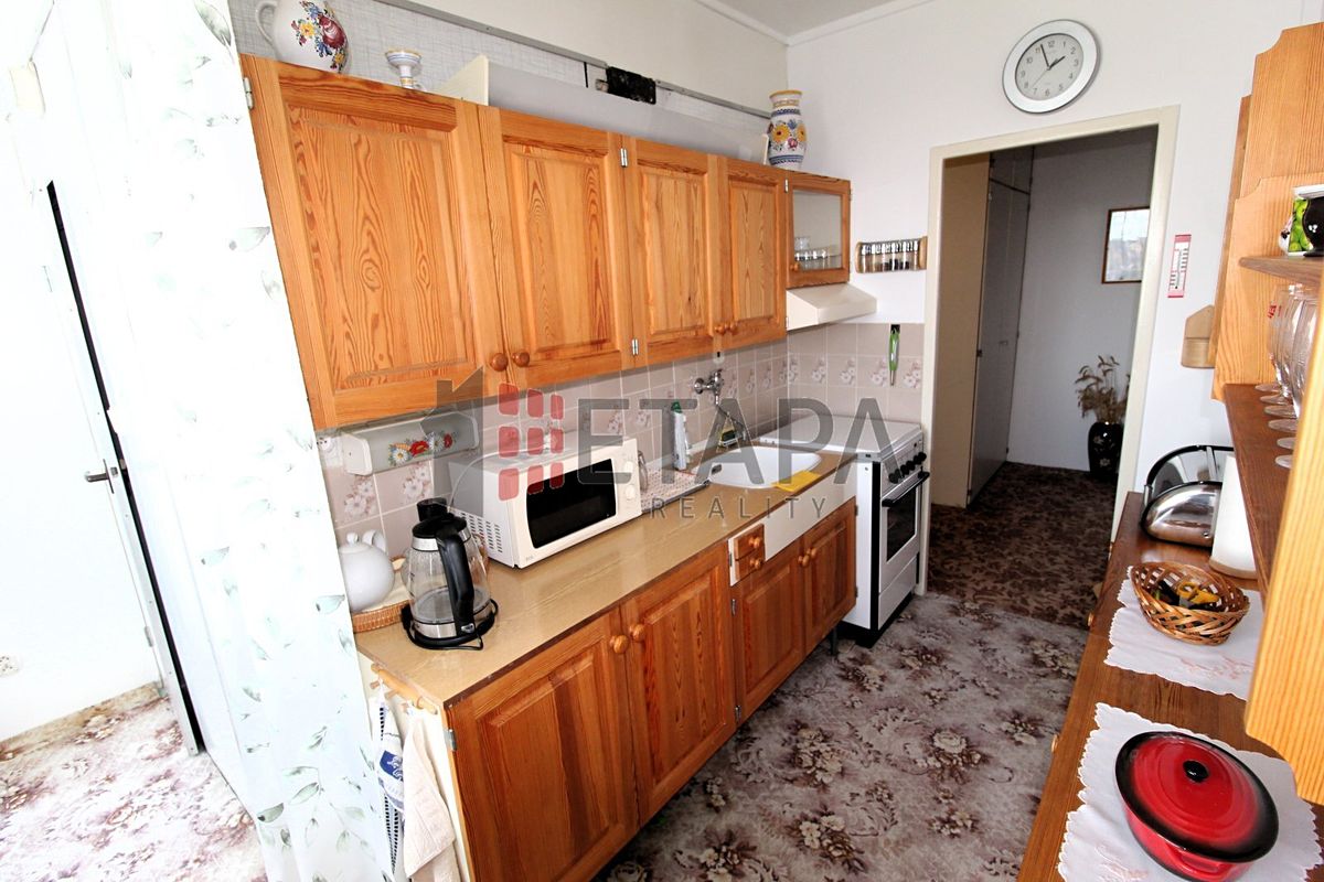 Pronájem bytu 2+1 65 m² – fotografie 2