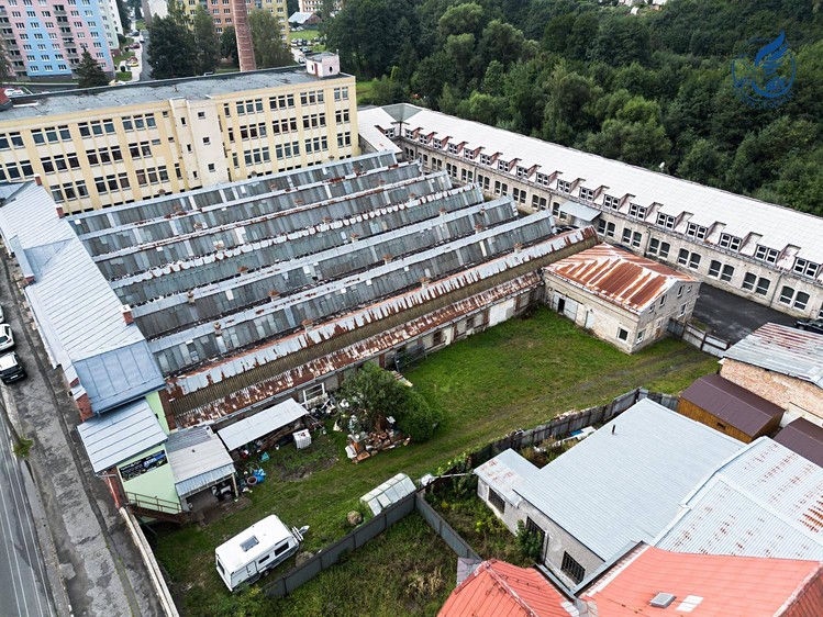 Prodej komerčního prostoru, 960 m² (12 z 23)