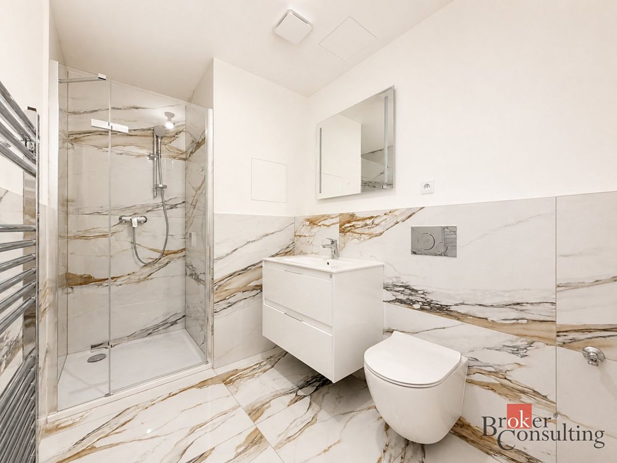 Pronájem bytu 2+kk 36 m² – fotografie 4