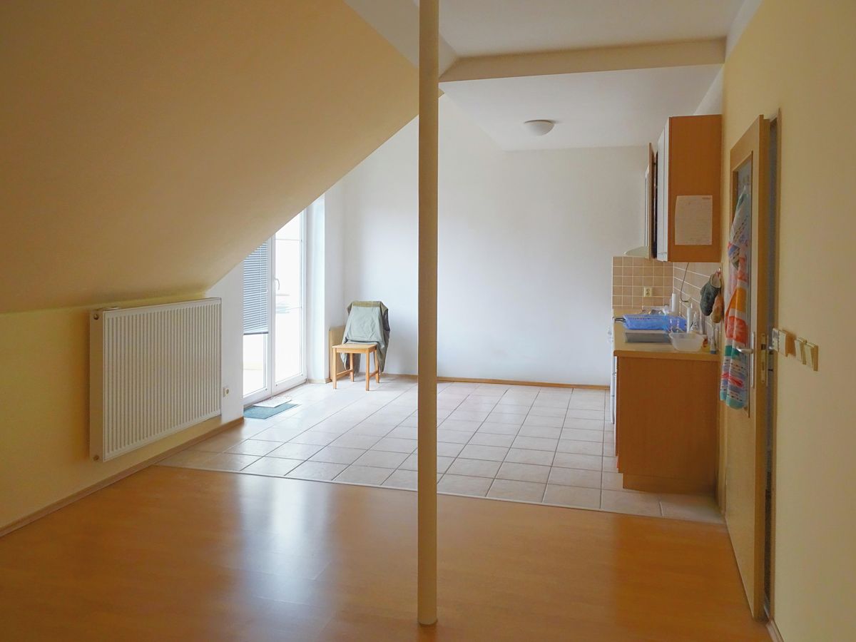 Pronájem bytu 3+kk 75 m² – fotografie 3