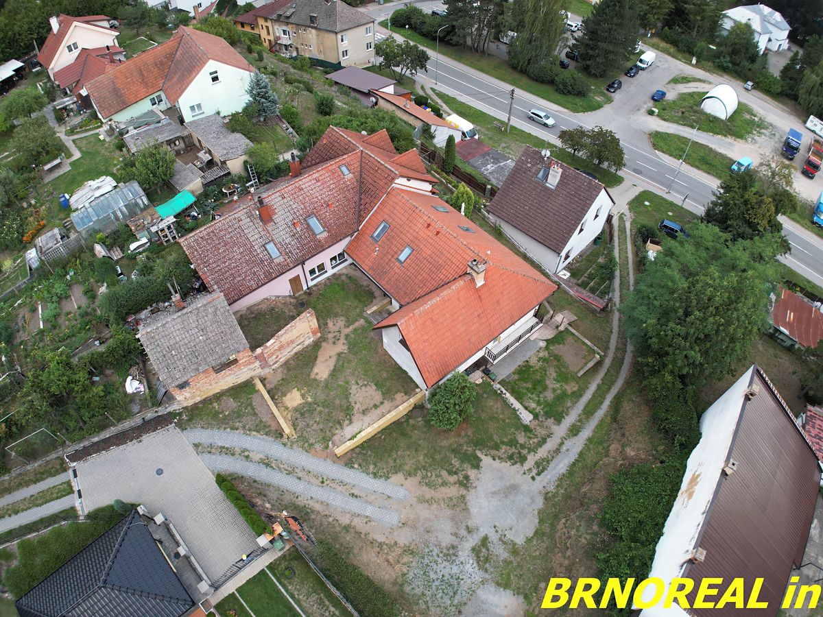 Prodej rodinného domu 302 m², pozemek 758 m² – fotografie 5