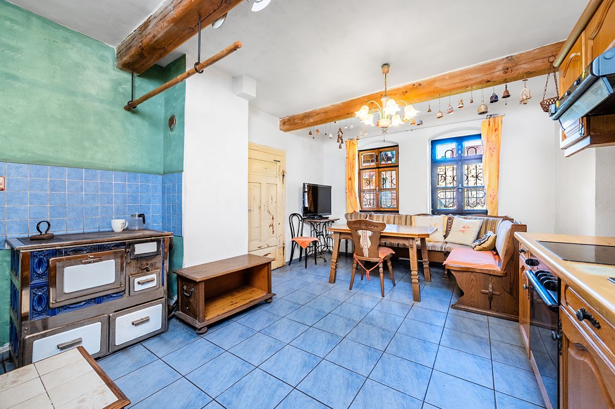 Prodej rodinného domu 173 m², pozemek 1384 m² – fotografie 4