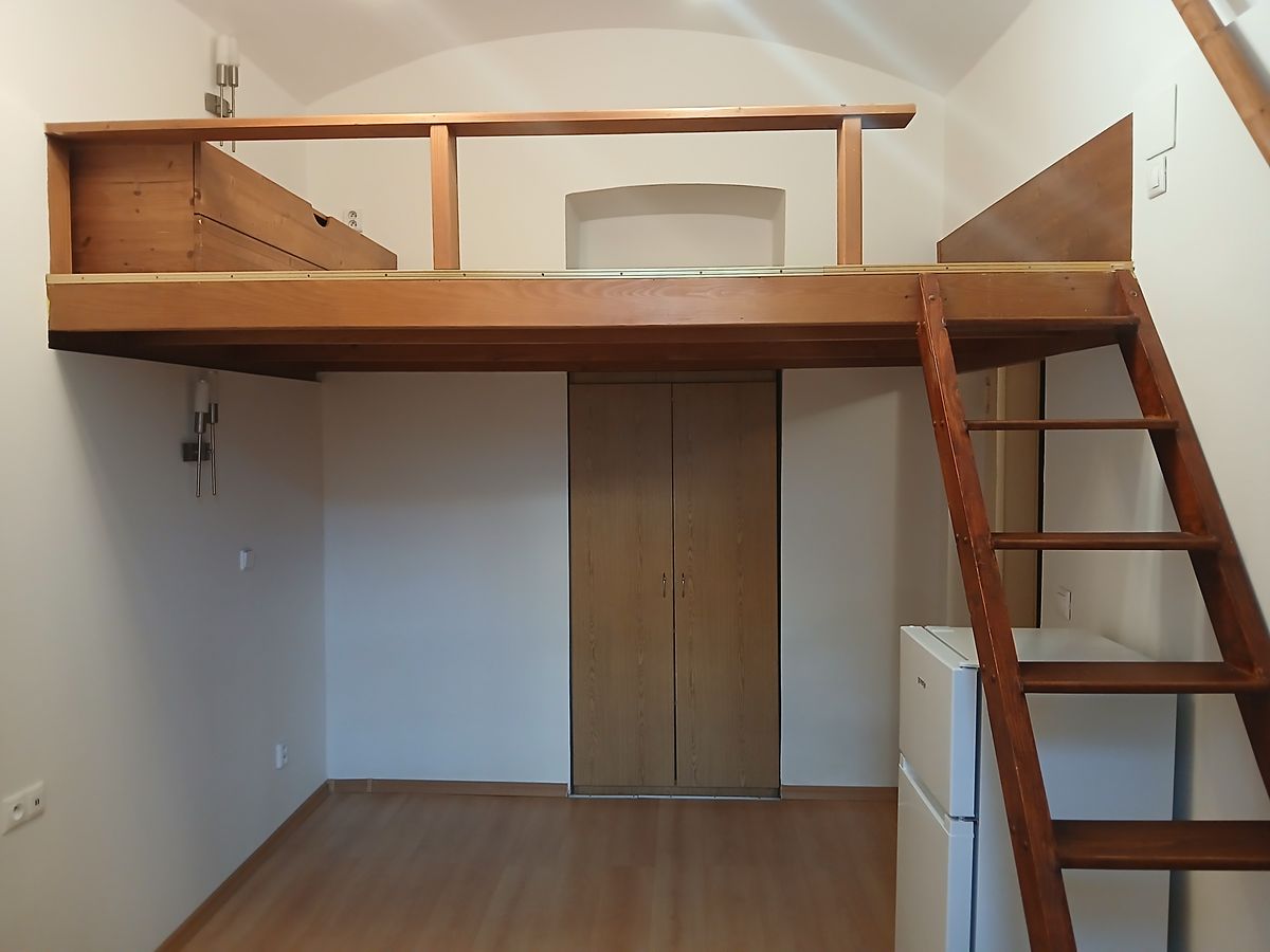 Pronájem bytu 1+kk 23 m²