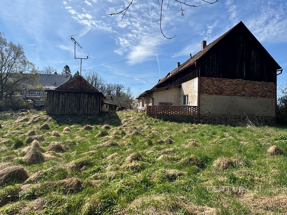 Prodej rodinného domu 288 m², pozemek 2090 m² – fotografie 4