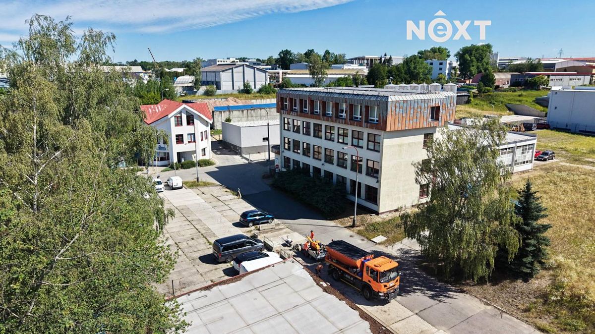 Prodej kanceláře 1640 m² – fotografie 3