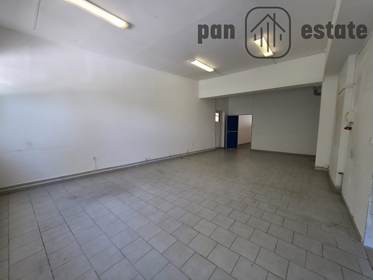 Pronájem komerčního prostoru, 60 m² (8 z 11)