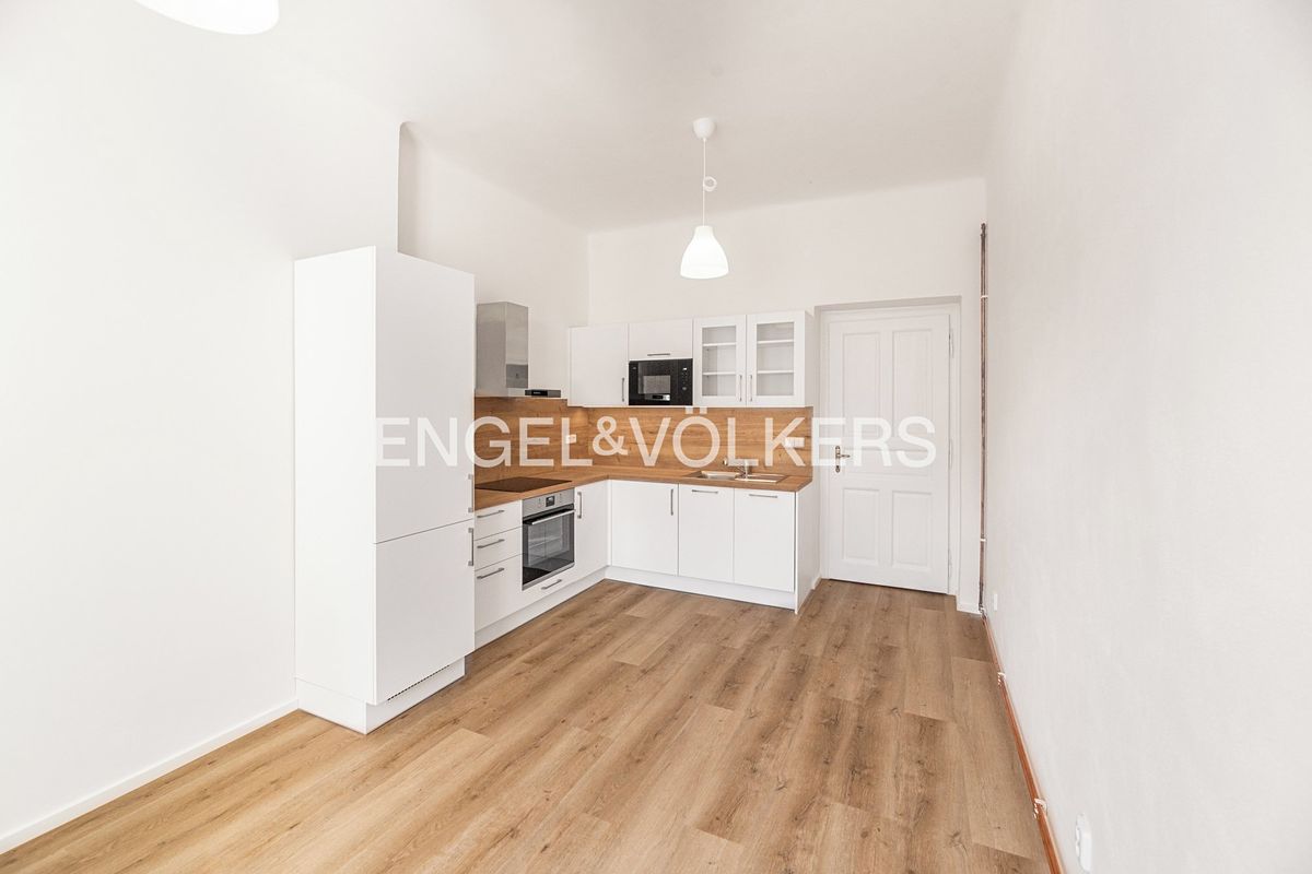 Pronájem bytu 1+1 50 m²