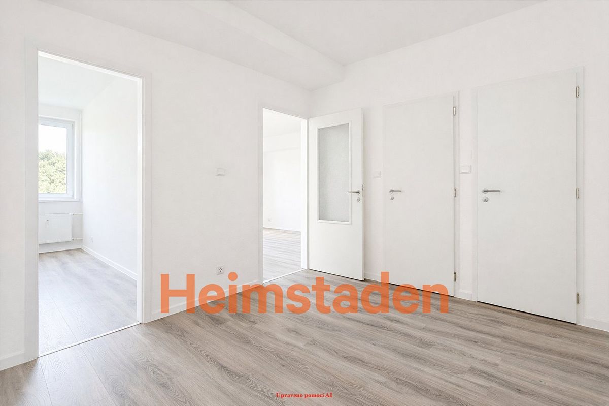 Pronájem bytu 1+1 35 m² – fotografie 5