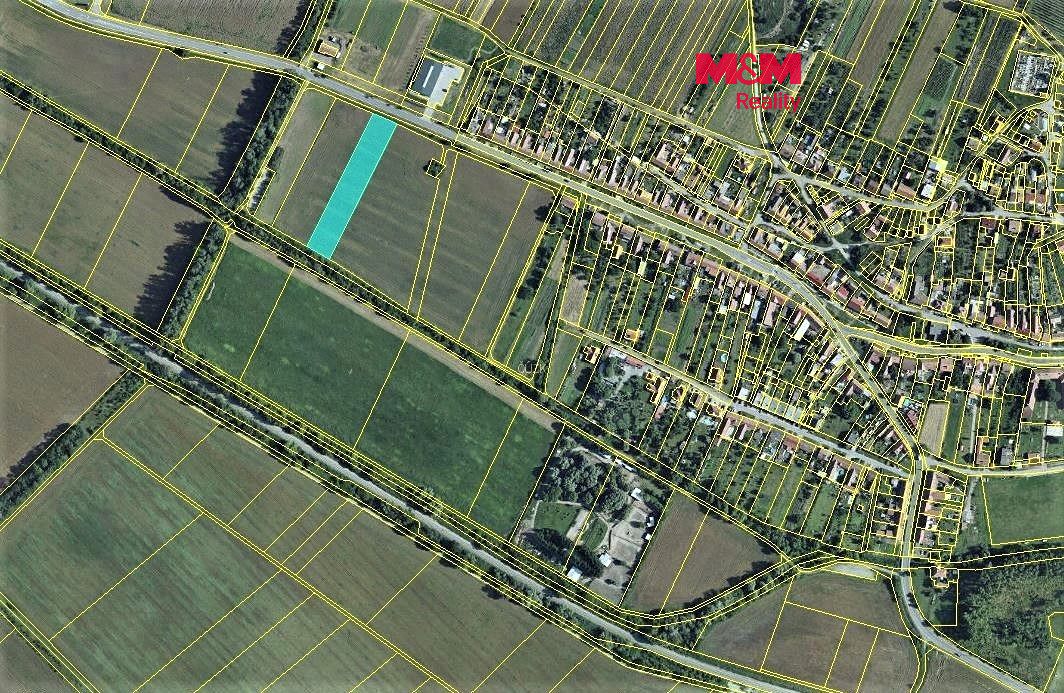 Prodej pozemku 4429 m², Sedlec – fotka 1 z 3