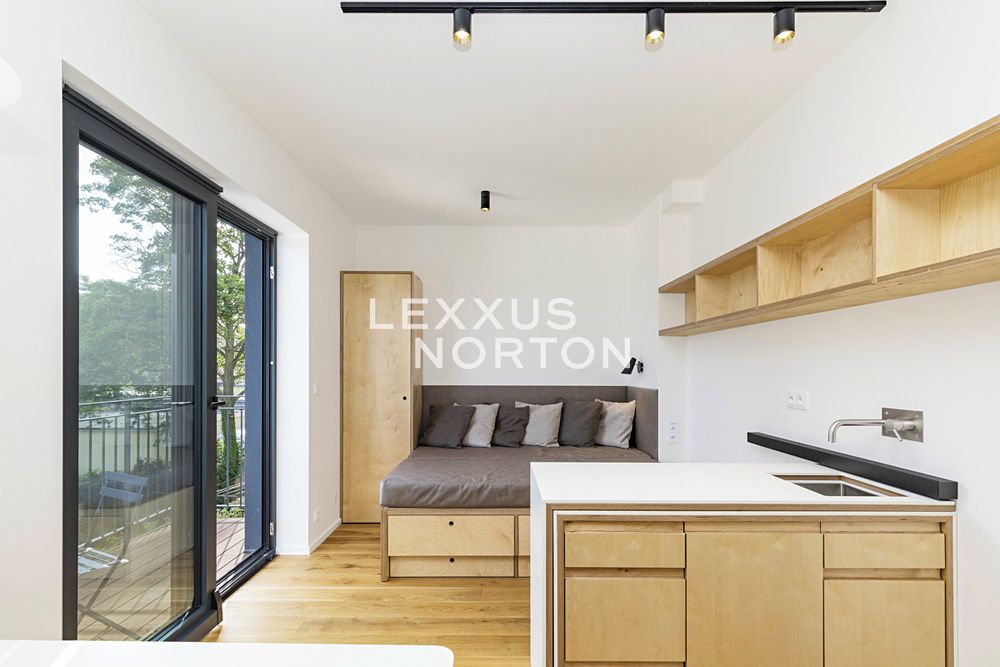 Pronájem bytu 1+kk 27 m² – fotografie 2