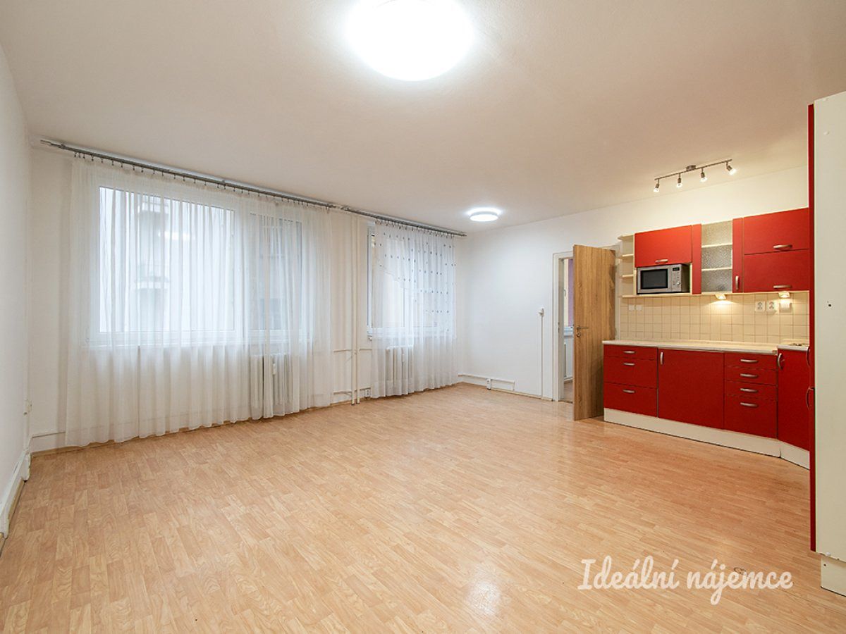 Pronájem bytu 3+kk 65 m² – fotografie 4