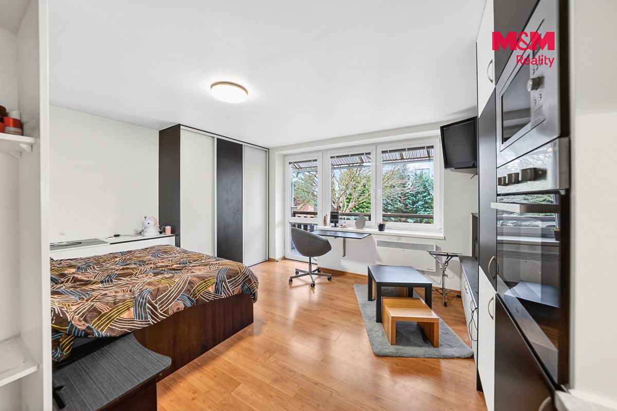 Prodej rodinného domu 184 m², pozemek 184 m² – fotografie 3
