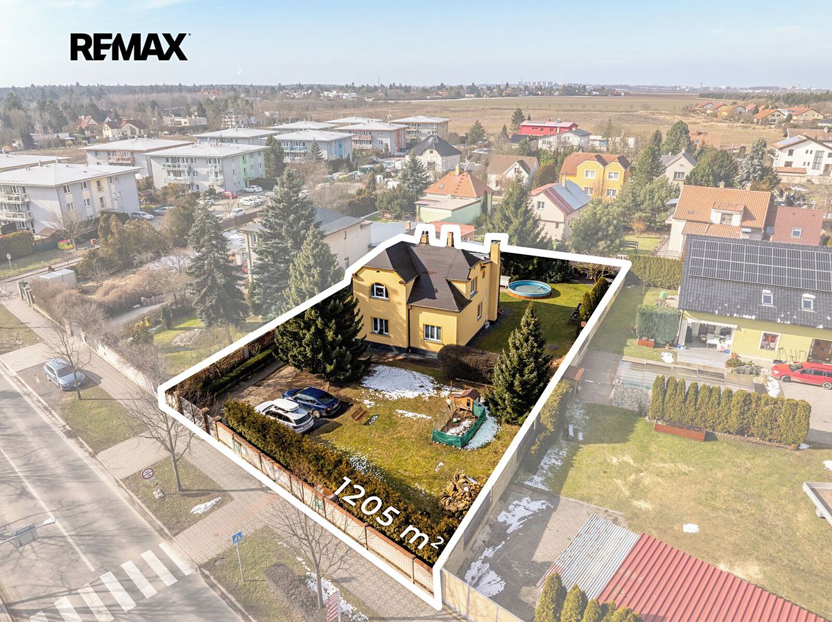 Prodej rodinného domu 163 m², pozemek 1205 m² – fotografie 2
