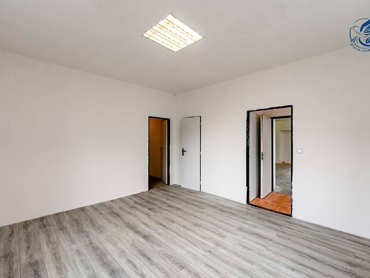 Комерційне приміщення на продаж, 2 955 м² (17 з 22)