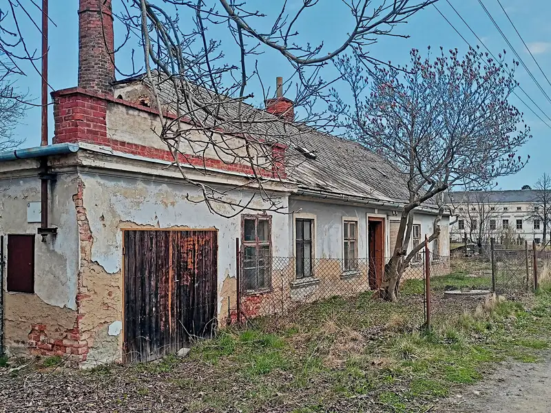 Prodej rodinného domu 250 m², pozemek 1042 m², Jindřichov – náhled fotky 3