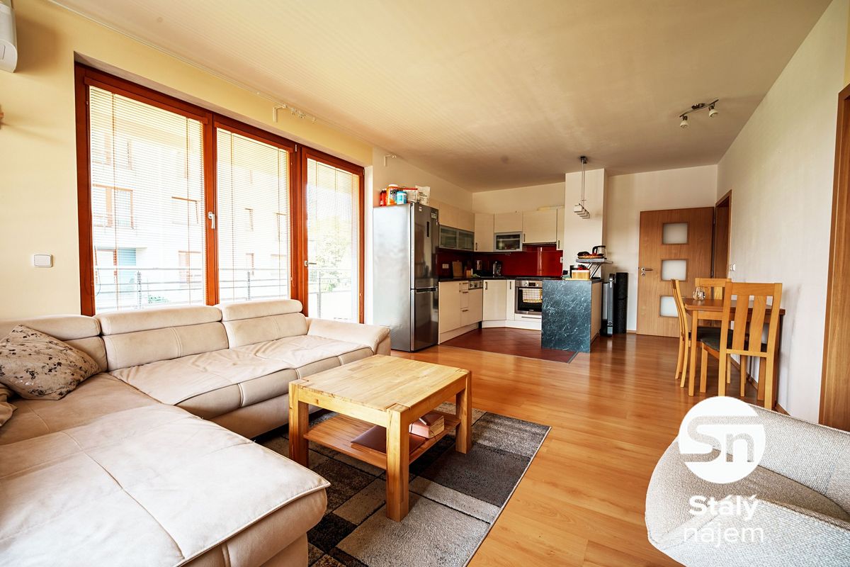 Pronájem bytu 2+kk 62 m² – fotografie 3
