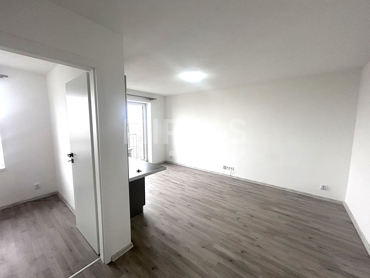 Pronájem bytu 2+kk 32 m² – fotografie 5