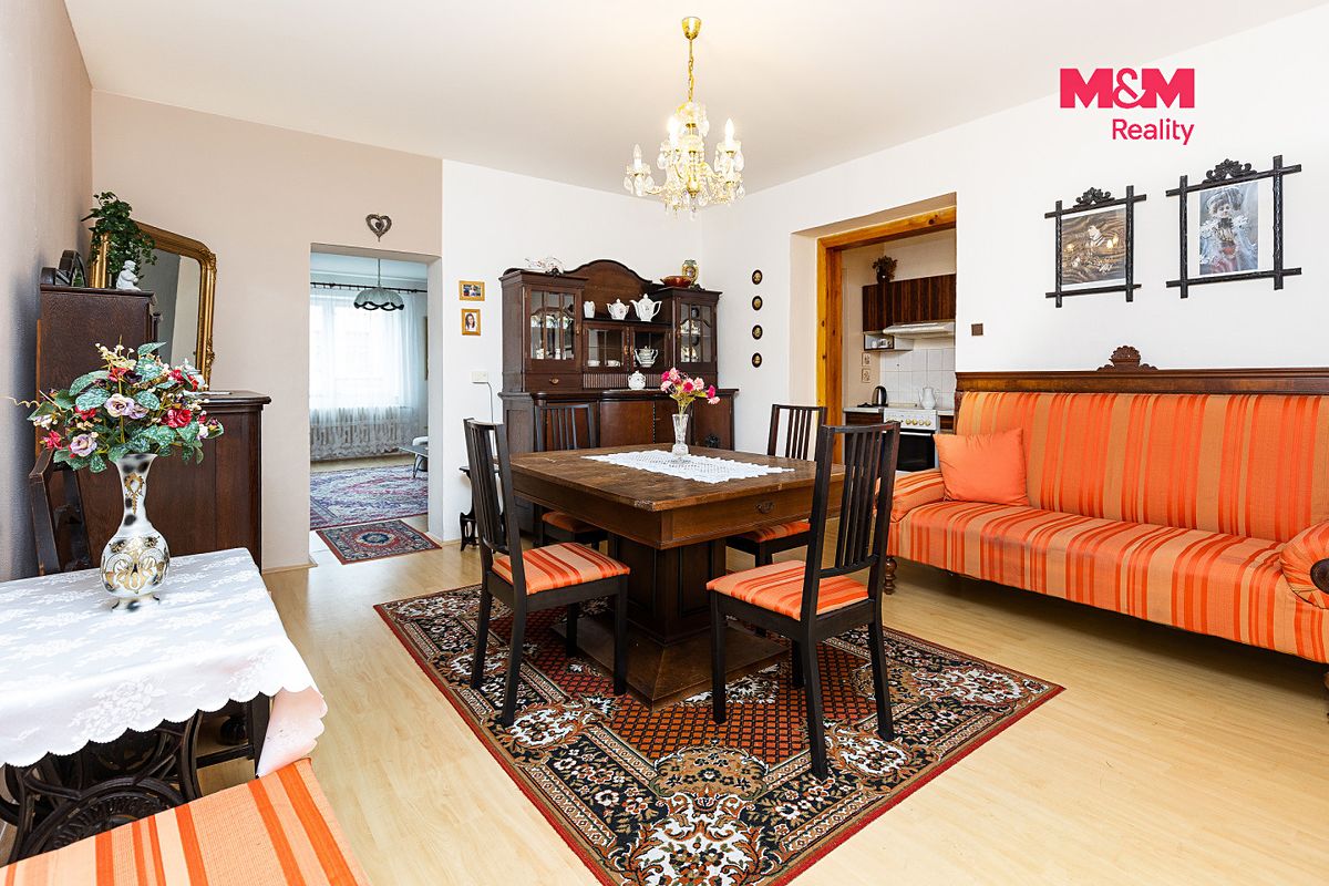 Prodej rodinného domu 110 m², pozemek 426 m² – fotografie 3