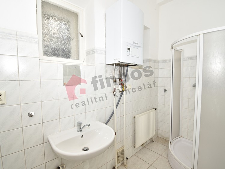 Комерційне приміщення в оренду, 136 м² (17 з 21)