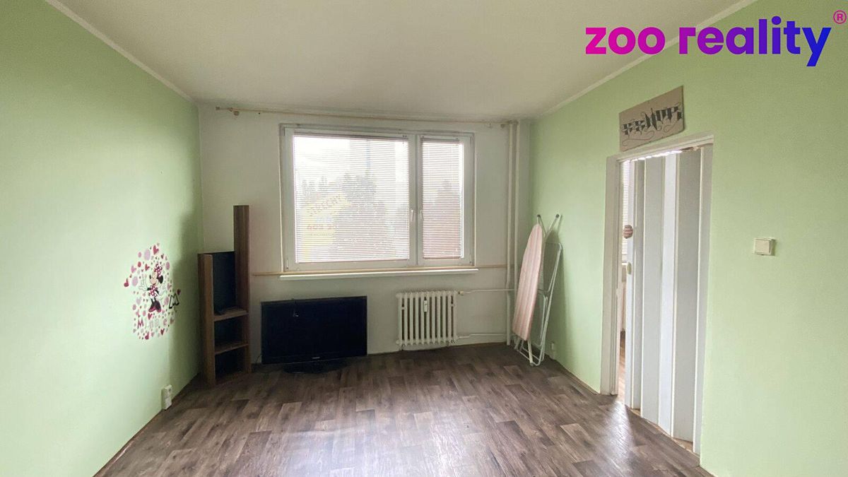 Pronájem bytu 1+1 35 m² – fotografie 2