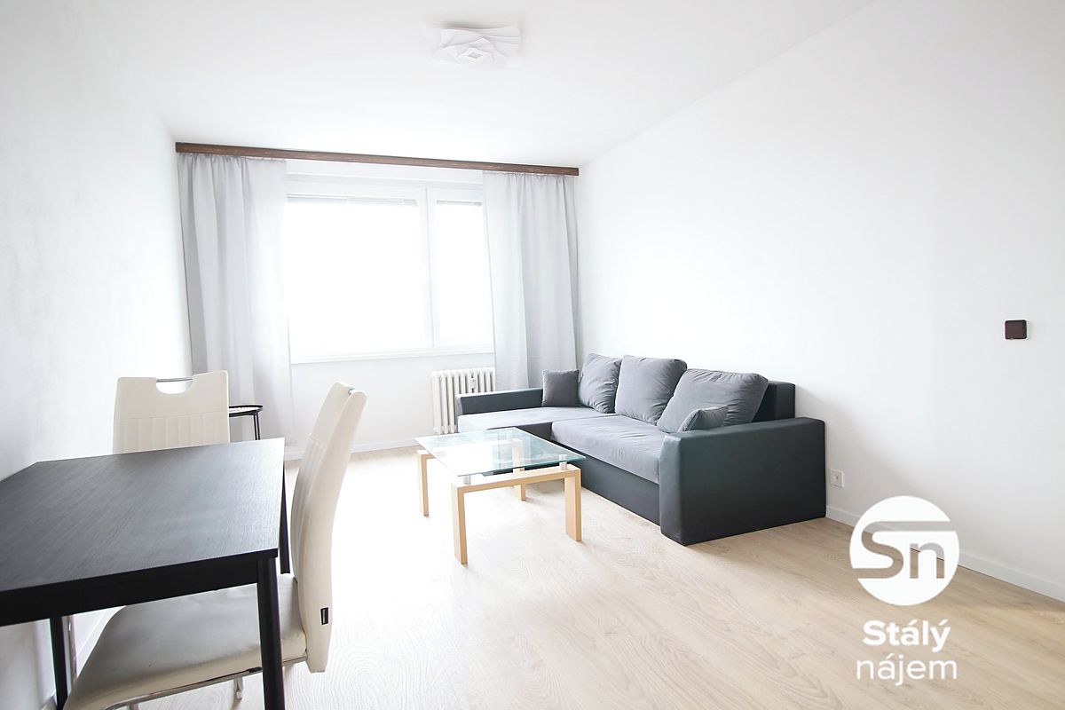 Pronájem bytu 2+kk 42 m² – fotografie 2