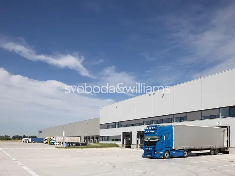 Pronájem výrobní haly, prostoru 8794 m², Chrášťany – náhled fotky 3