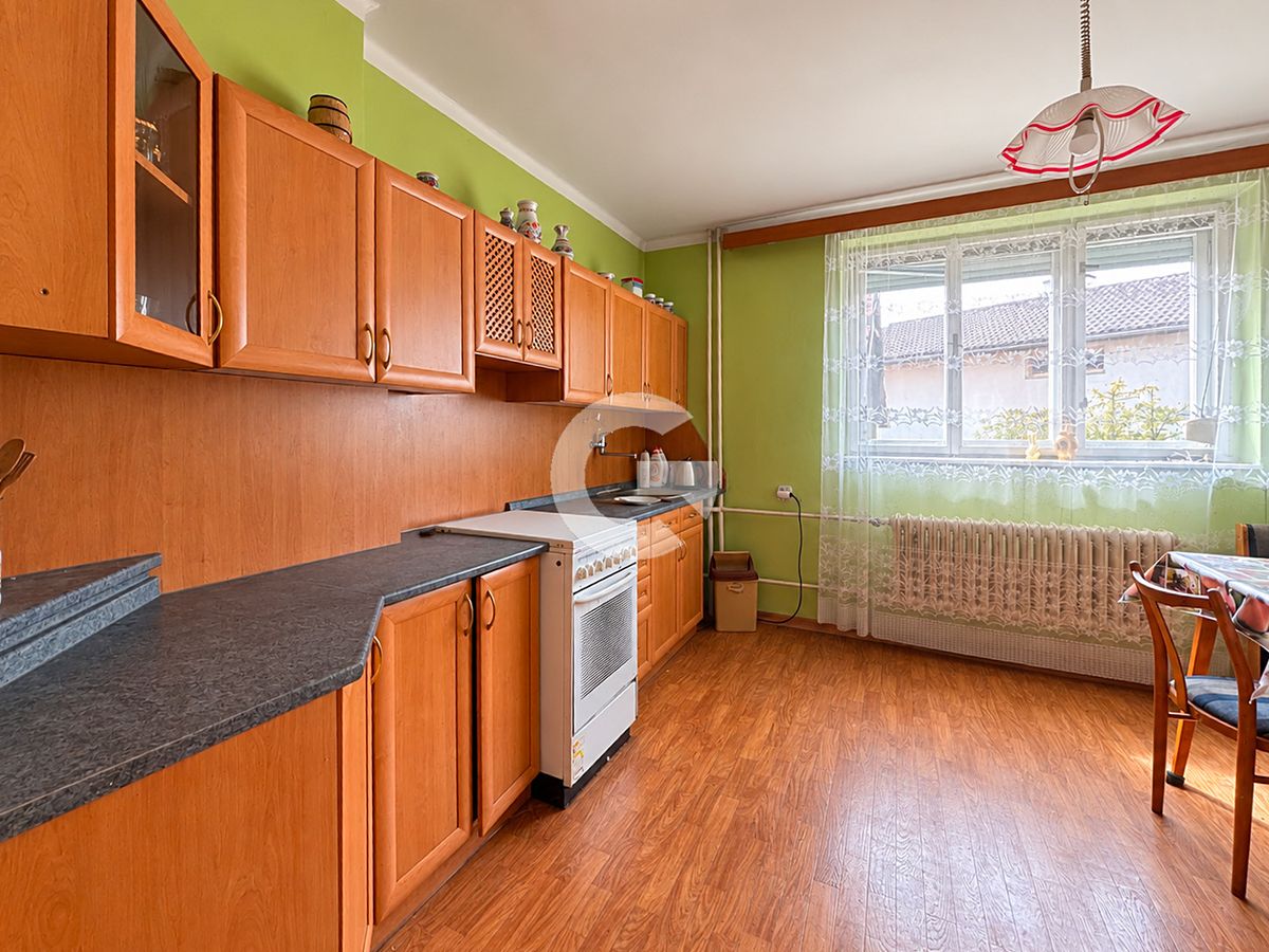 Prodej rodinného domu 160 m², pozemek 306 m² – fotografie 5