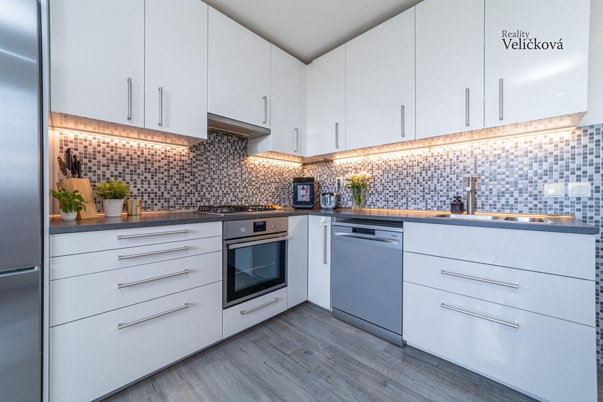 Prodej bytu 3+kk 74 m²