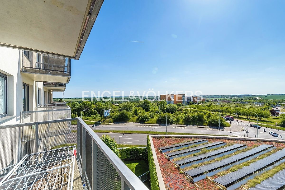 Pronájem bytu 2+kk 53 m² – fotografie 2