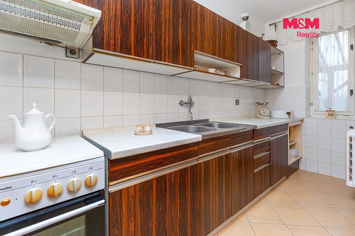 Prodej rodinného domu 110 m², pozemek 426 m² – fotografie 2