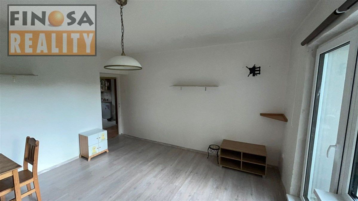 Pronájem bytu 3+1 72 m² – fotografie 4