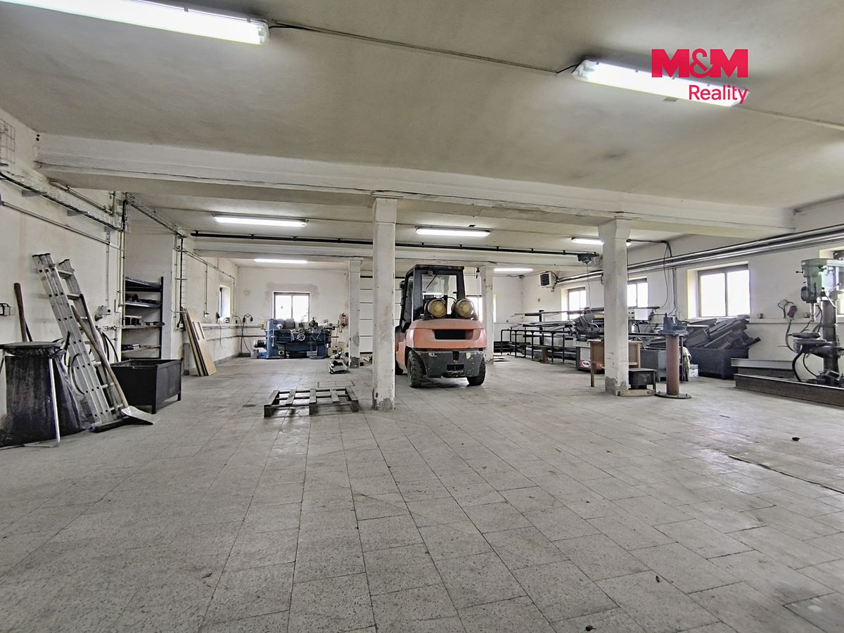 Prodej výrobní haly, prostoru 1393 m² – fotografie 3