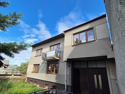 Haus zum Kauf, 239 m² (2 von 24)