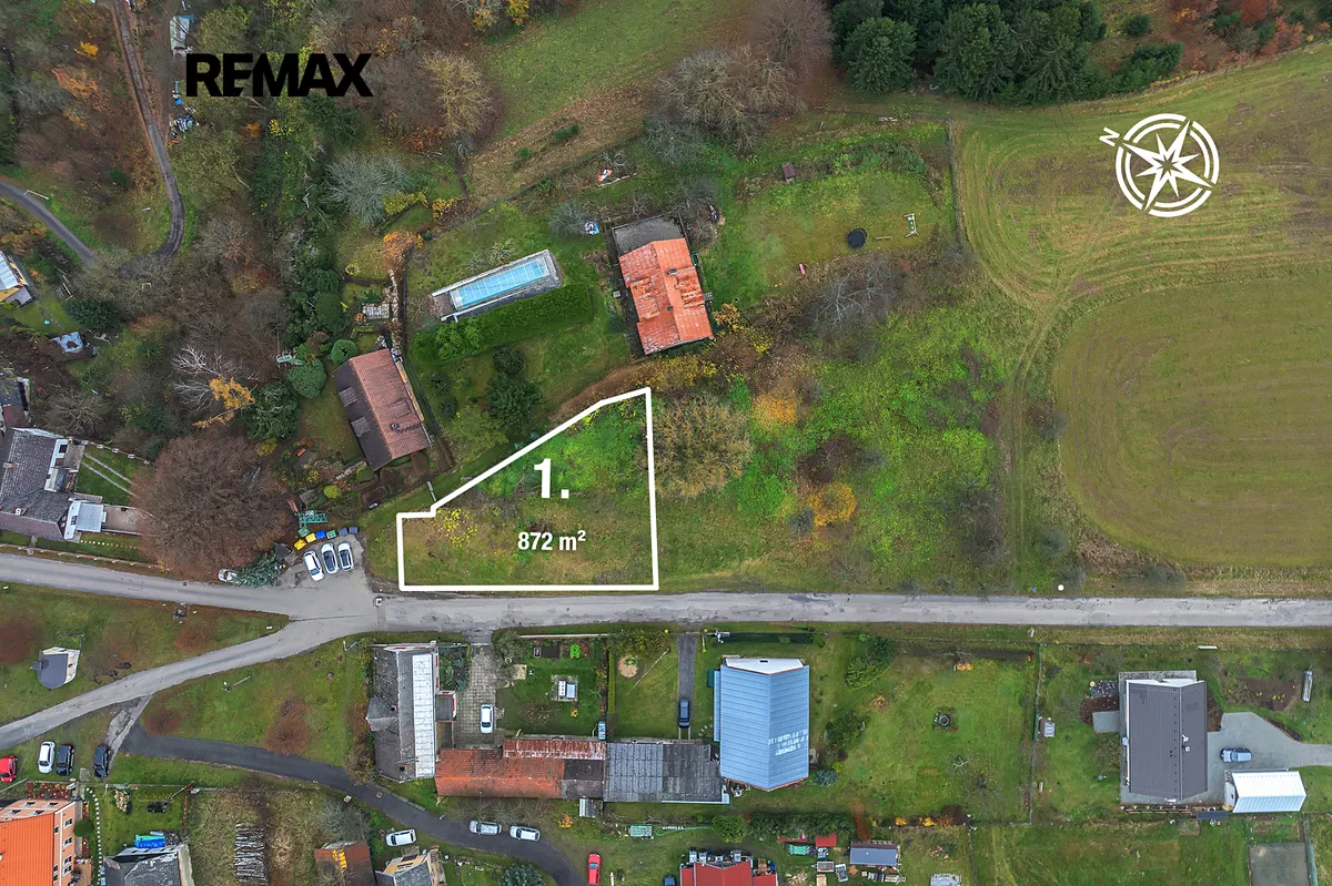 Prodej stavebního pozemku 872 m²