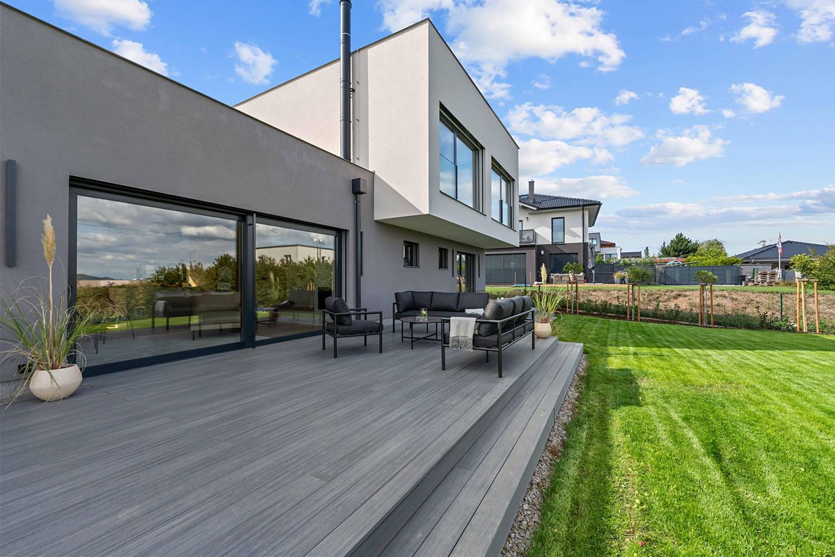 Prodej rodinného domu 197 m², pozemek 819 m²
